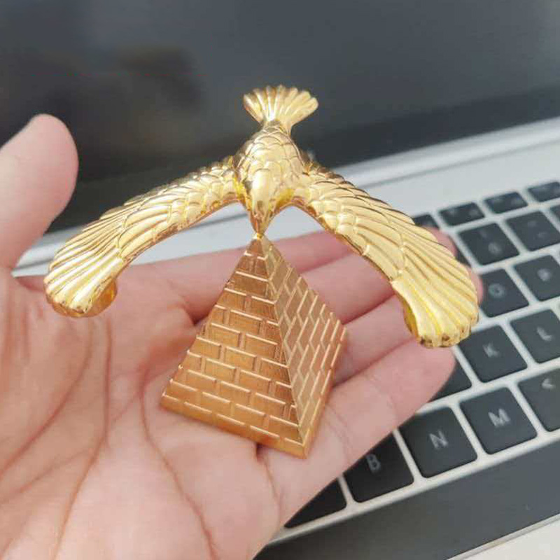 Metal Balancing Bird with Pyra – Office Technologies Bewertung und Preis